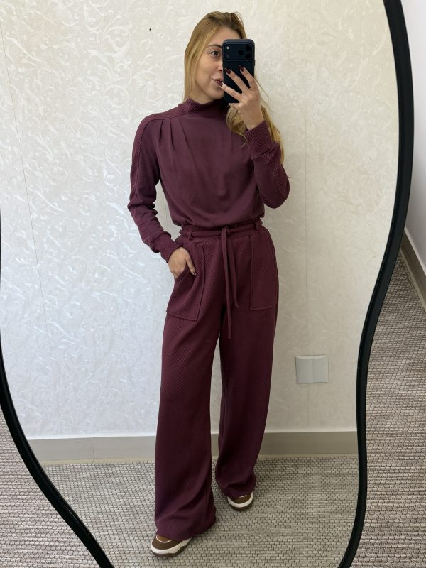 BLUSA MANGA LONGA EM MALHA TRICOT