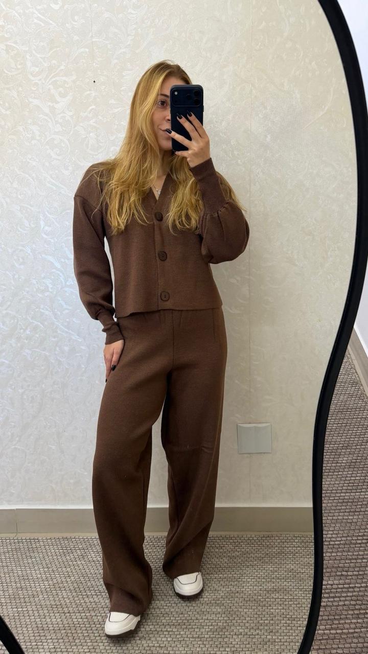 conjunto modal marrom